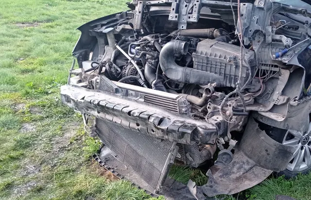 Volkswagen Passat, 2014 года, 152 лс
