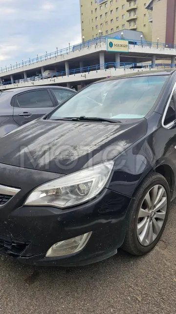 Opel Astra, 2011 года, 115 лс, 196000 км