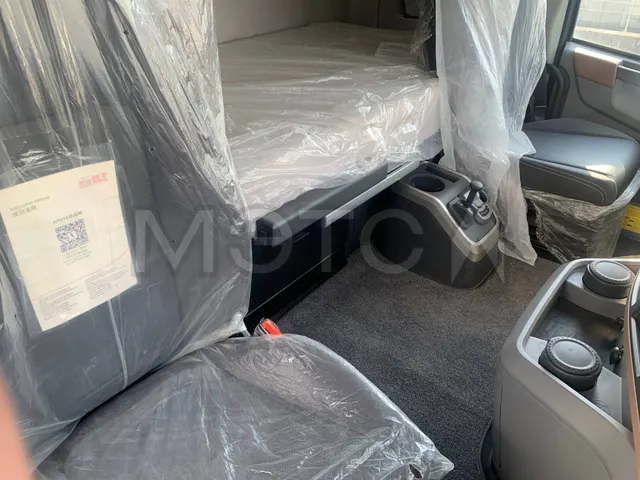 Седельный тягач Dongfeng GX 4x2, 2024 года