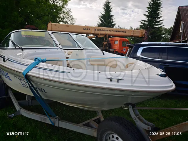 Маломерное судно катер SEA RAY 180BR