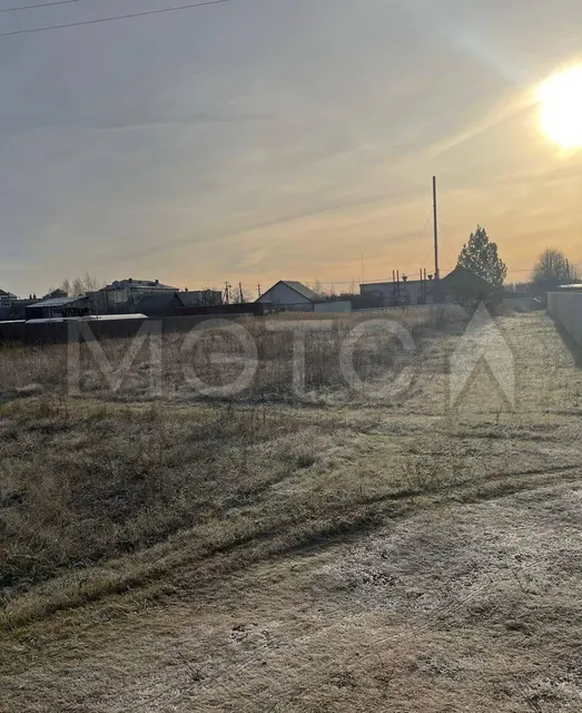 Земельный участок в Ульяновской обл., 1800 кв.м