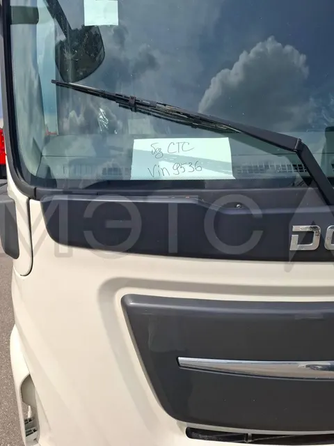 Седельный тягач Dongfeng KX 4x2, 2023 года