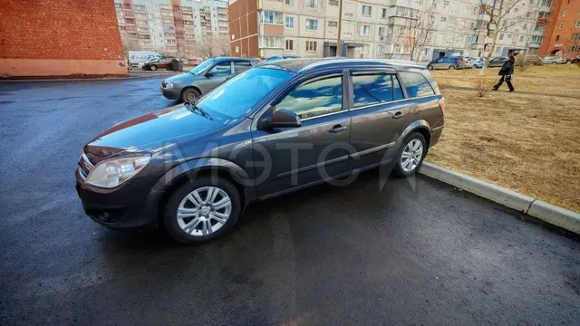 Opel Astra, 2012 года, 140 лс, 233845 км, АКПП