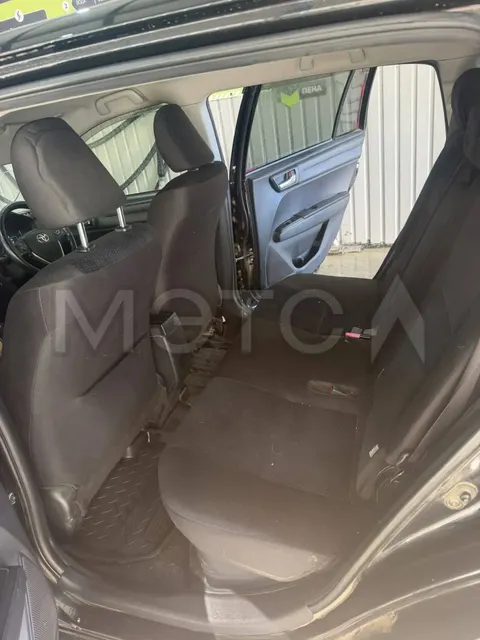 Toyota Corolla, 2014 года, 74 лс, 180200 км, АКПП