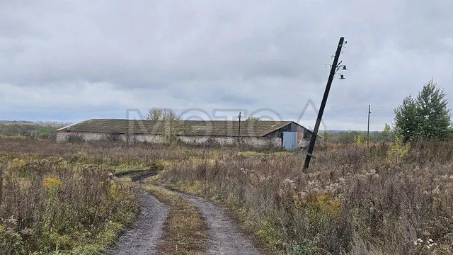 Здания и земельный участок 71580 кв.м. в Курской обл.