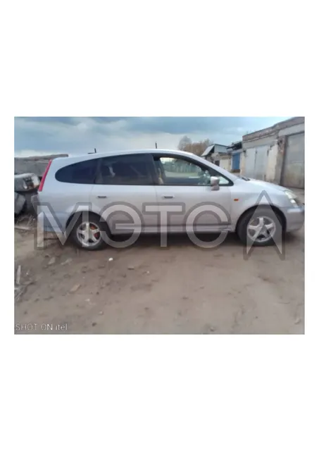 Honda Stream, 2001 года, 130 лс, полный привод, АКПП