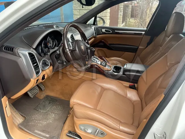 Porsche Cayenne, 2012 года, 400 лс, 293557 км, полный привод, АКПП