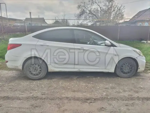Hyundai Solaris, 2013 года, 123 лс, 229000 км, АКПП
