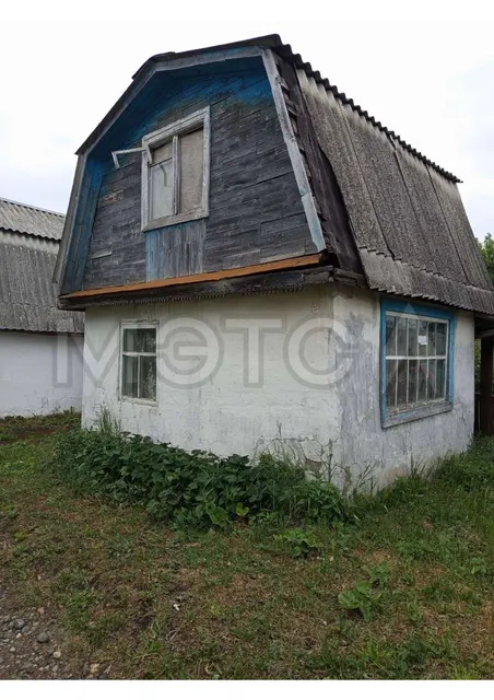 Земельный участок в Свердловской обл., 216 кв.м.