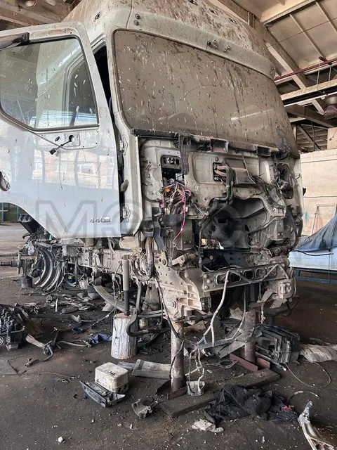 РЕНО PREMIUM 440.19T, грузовой тягач седельный, 2011 года