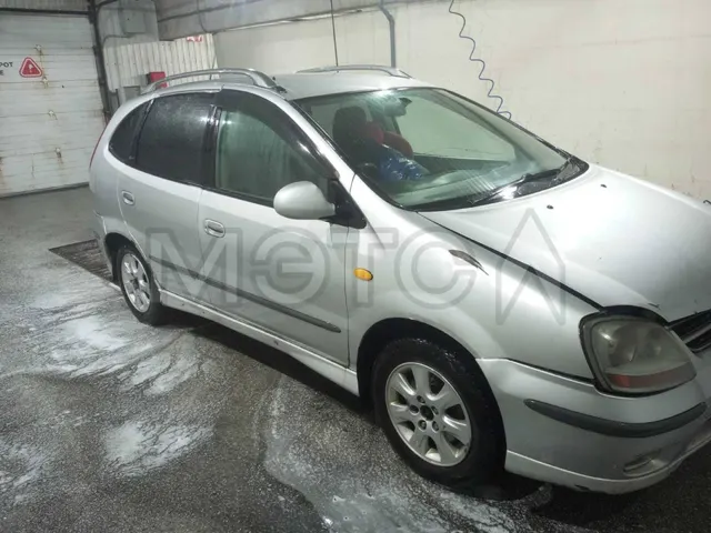Nissan Tino, 1999 года, 120 лс, 500000 км, АКПП