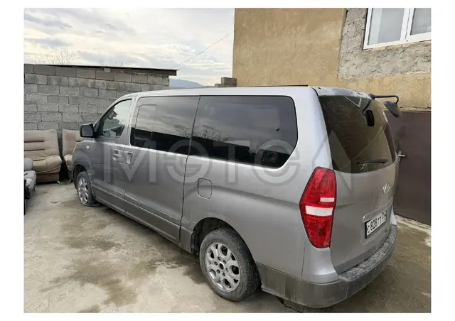 Hyundai Grand Starex, 2012 года, 145 лс
