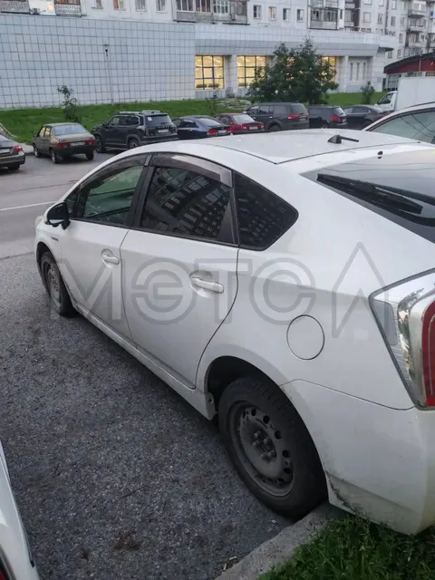 Toyota Prius, 2012 года, 180 лс, 204000 км