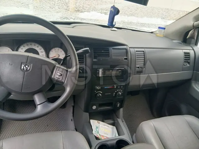 Dodge Durango, 2004 года, 235 лс, 153831 км, полный привод, АКПП