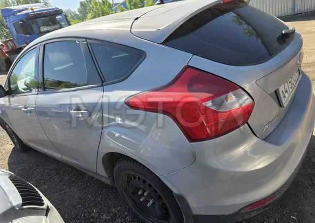 Ford Focus, 2011 года, 104 лс
