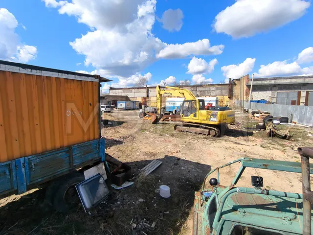 Помещения и земельный участок 3543 кв.м. в Коми