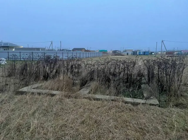 Земельный участок в Ленинградской обл., 1003 кв.м.