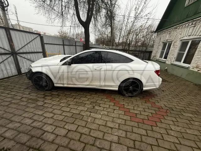 Mercedes-Benz C-Класс, 2012 года, 150 лс, 169000 км, АКПП