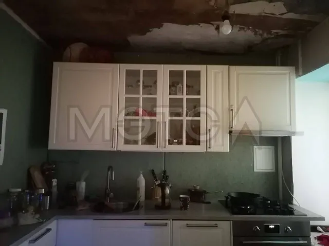 1/4 доля квартиры в Ленинградской обл.