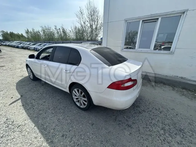 Skoda Superb, 2012 года, 152 лс, 139040 км, АКПП
