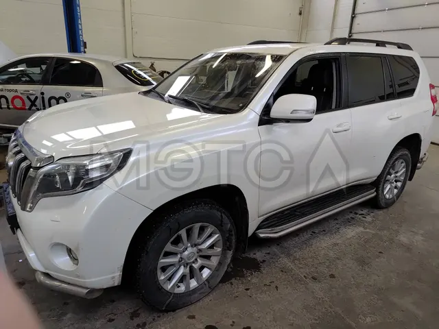 Toyota Land Cruiser, 2017 года, 131 лс, 239693 км, полный привод, АКПП