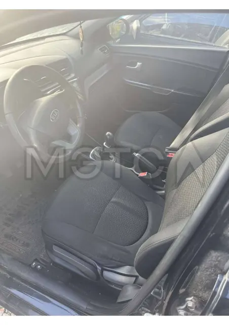 Kia Rio, 2012 года, 107 лс, АКПП
