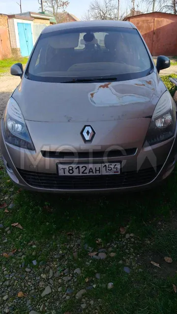 Renault Scenic, 2009 года, 110 лс