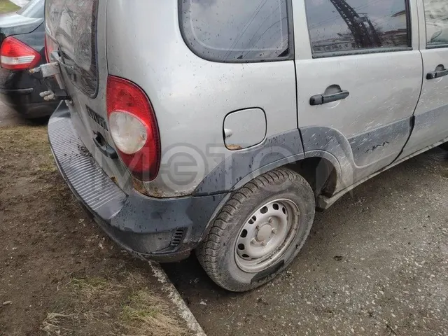 Chevrolet Niva, 2009 года, 80 лс, 243324 км, полный привод