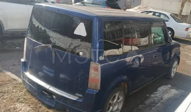 Toyota bB, 2000 года, 88 лс, 300000 км, АКПП