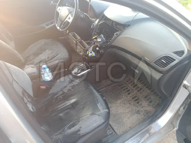 Hyundai Solaris, 2011 года, 123 лс, АКПП