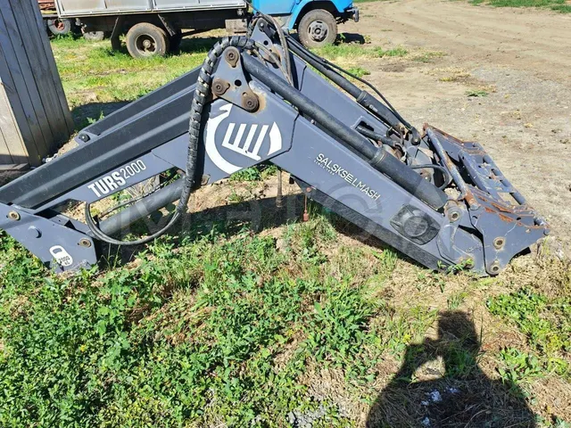 Погрузчик без джойстика (МТЗ-1221) ТУРС 2000-0