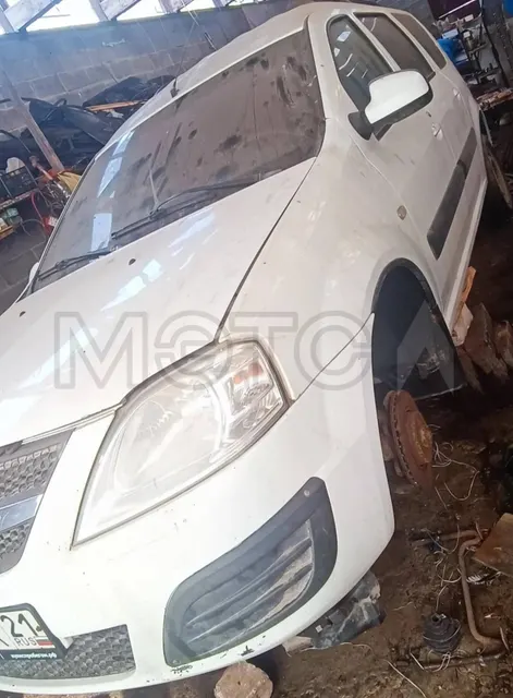 Lada Largus, 2014 года, 104 лс