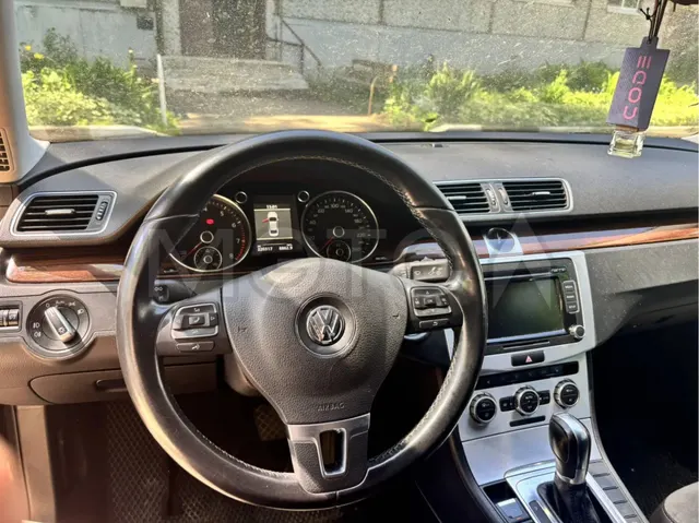 Volkswagen Passat, 2012 года, 152 лс, 226917 км