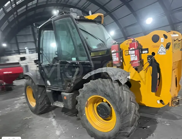 Телескопический погрузчик JCB 535-95, 2017 года
