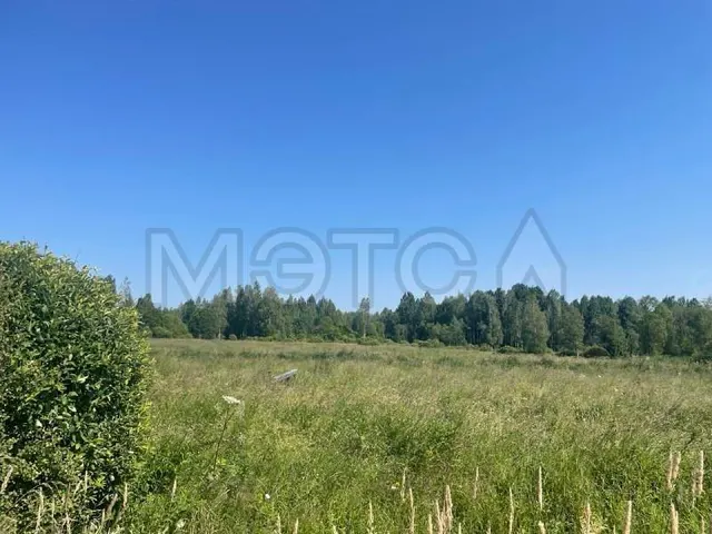 Земельный участок в Ленинградской обл., 622 кв.м.