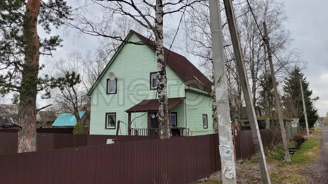 Дом 135,8 кв.м. и земельный участок 740+/-10 кв.м. в Ленинградской обл.
