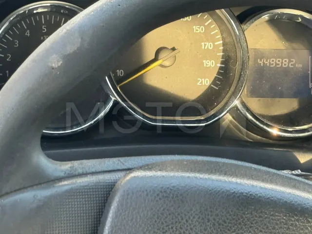 Renault Logan, 2017 года, 82 лс, 449982 км, АКПП