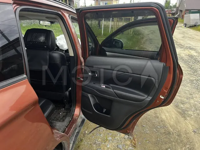 Mitsubishi Outlander, 2012 года, 146 лс, 250000 км