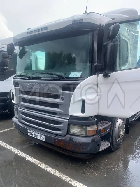 Грузовой тягач седельный Scania P400, 2013 года