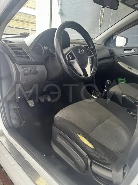 Hyundai Solaris, 2012 года, 107 лс, 232290 км