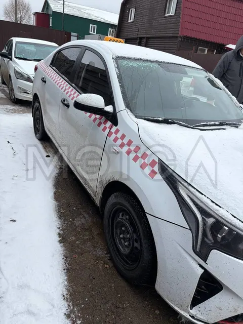Kia Rio, 2021 года, 122,6 лс, 252000 км, АКПП
