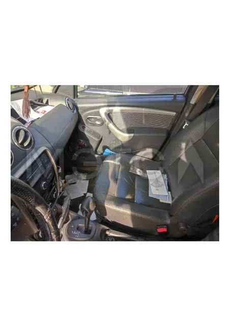 Renault Duster, 2014 года, 135 лс