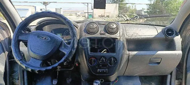 Lada Granta, 2015 года, 81,6 лс, 281871 км