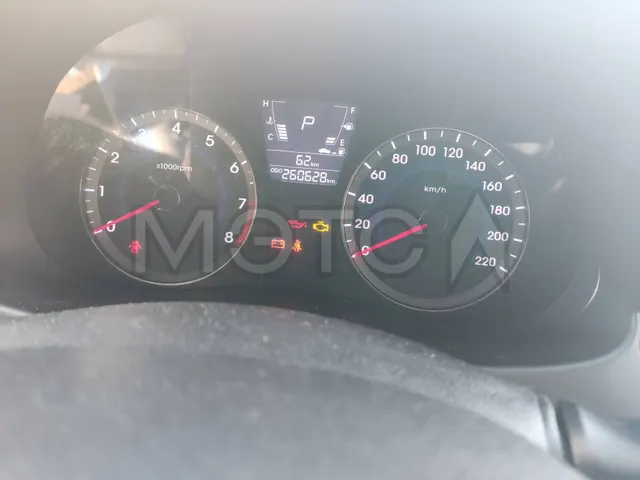 Hyundai Solaris, 2012 года, 107 лс, 260628 км, АКПП
