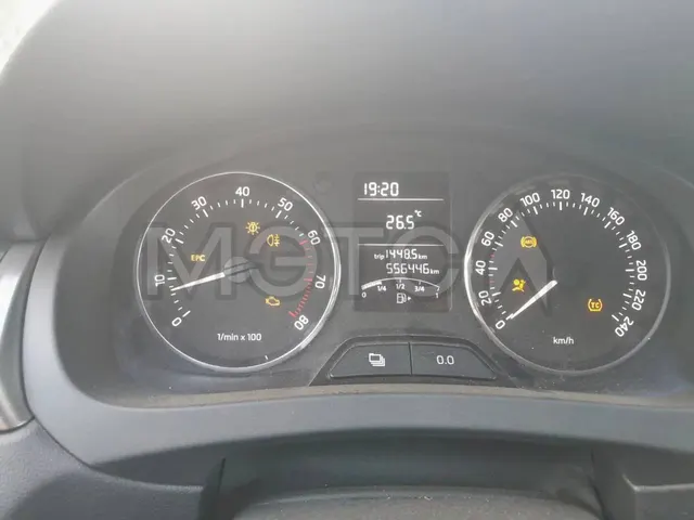 Skoda Rapid, 2015 года, 105 лс, 556446 км