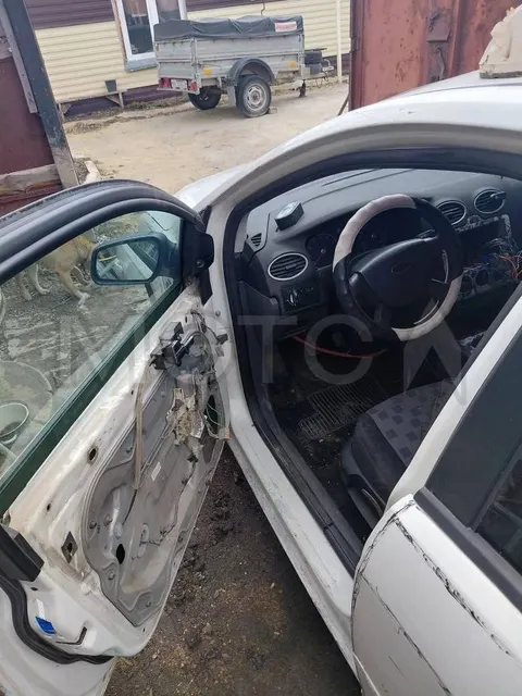 Ford Focus, 2006 года, 100 лс