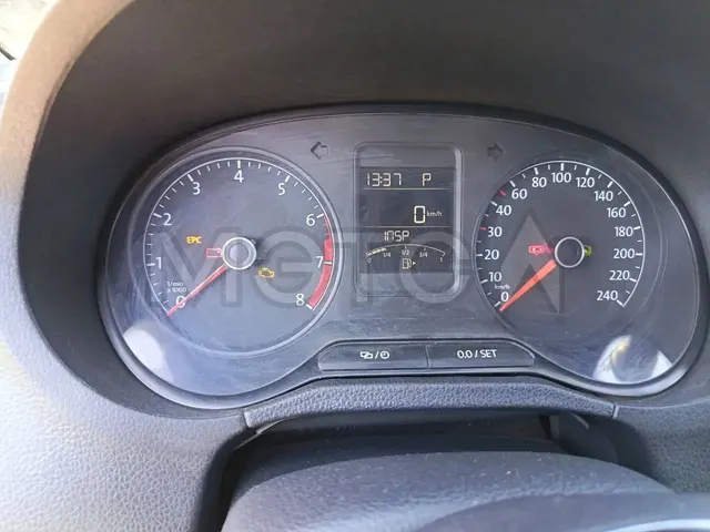 Volkswagen Polo, 2016 года, 110 лс, 240466 км, АКПП
