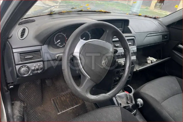 Lada Priora, 2015 года, 97,9 лс
