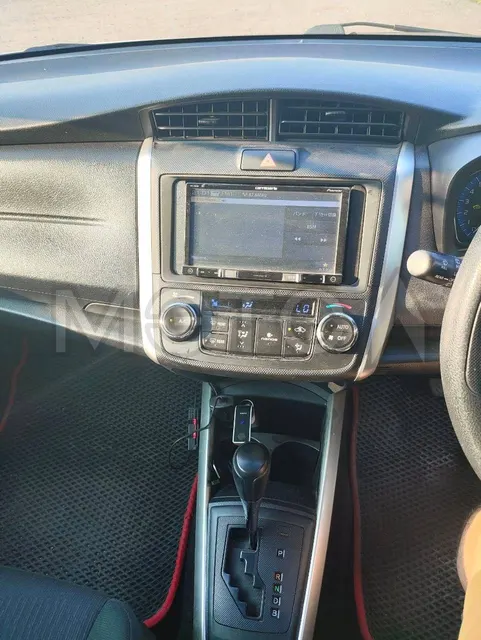 Toyota Corolla, 2018 года, 74 лс