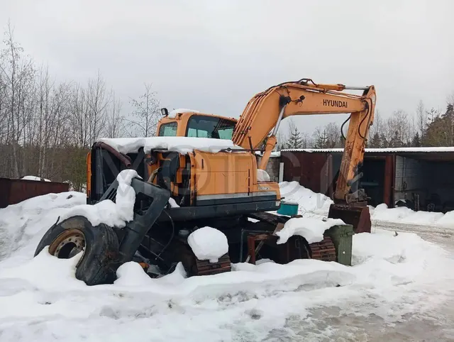 Гусеничный экскаватор Hyundai R160LC-9S, 2012 года